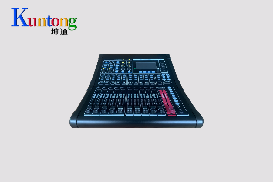 Kuntong坤通KTM-DMC-16数字调音台正面图.png